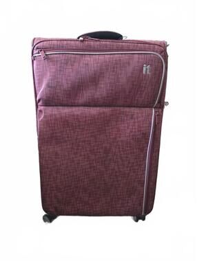 IT Luggage Large Burgundy Softside Spinner Suitcase